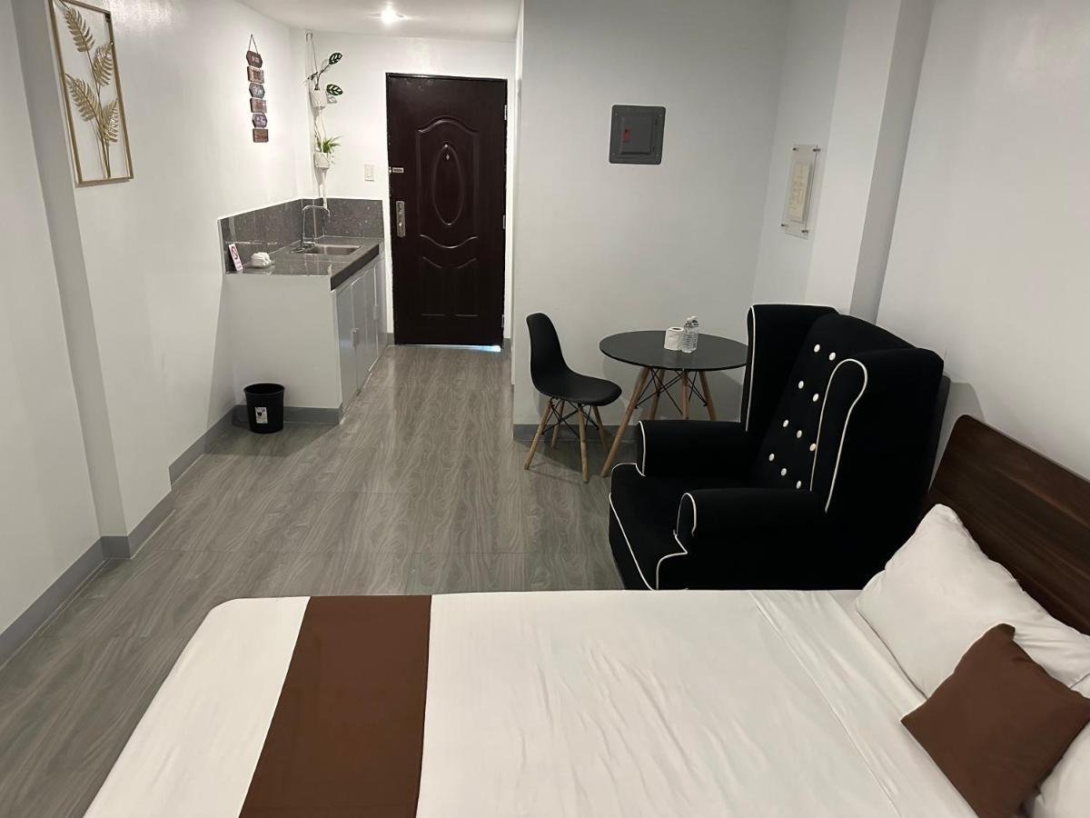 Aden Hotel 马卡蒂 外观 照片
