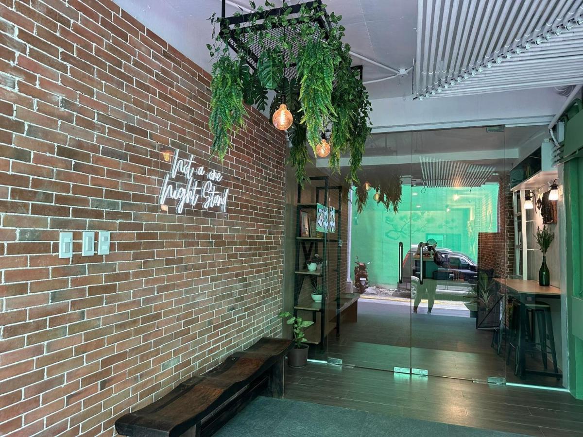 Aden Hotel 马卡蒂 外观 照片